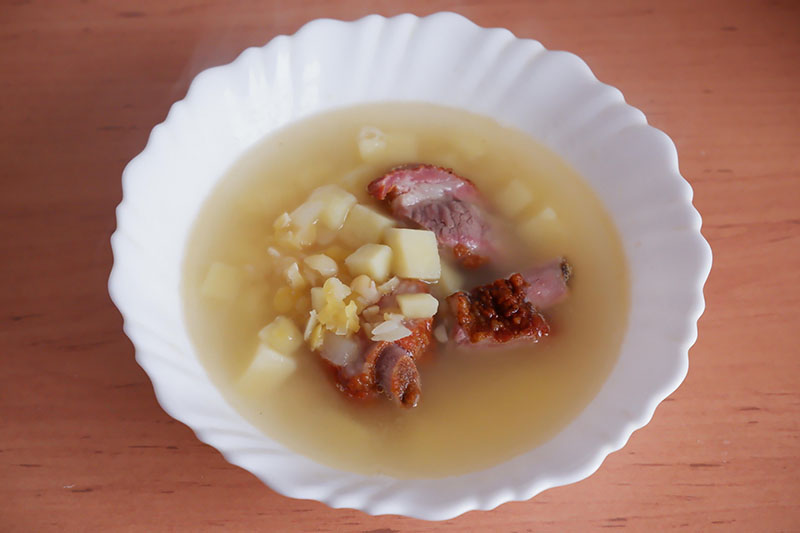 Гороховый суп с копченостями и с картошкой