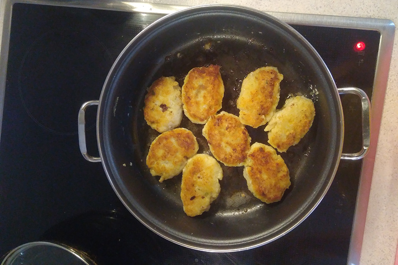 Обжарка котлет