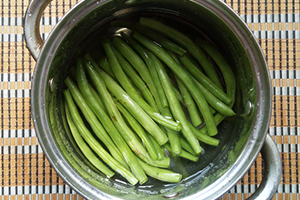 Подготавливаем фасоль