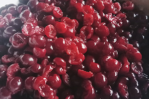 Подготавливаем вишню