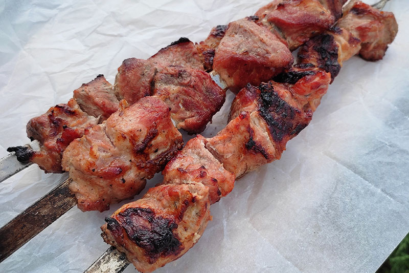 Свиной шашлык на кефире