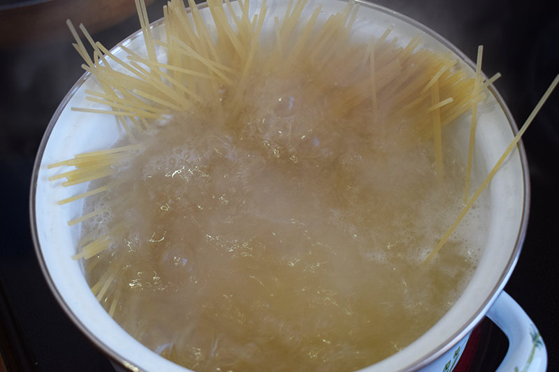 Варка макарон