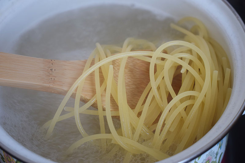 Варка макарон