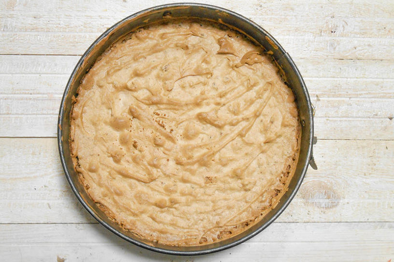 Выпекание коржей