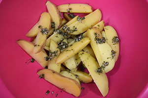 Заправляем картофель