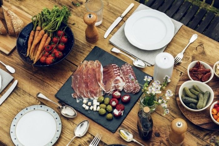 Как купить вкусную и полезную колбасу?
